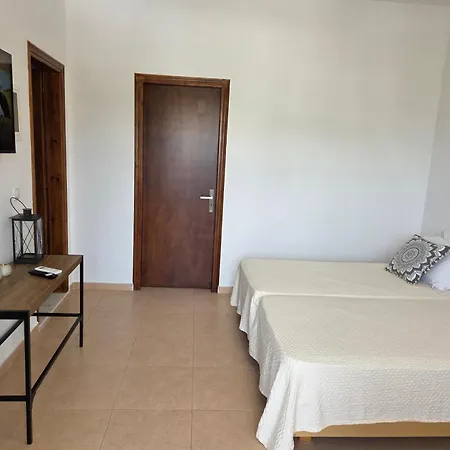 Corafili Apartament *